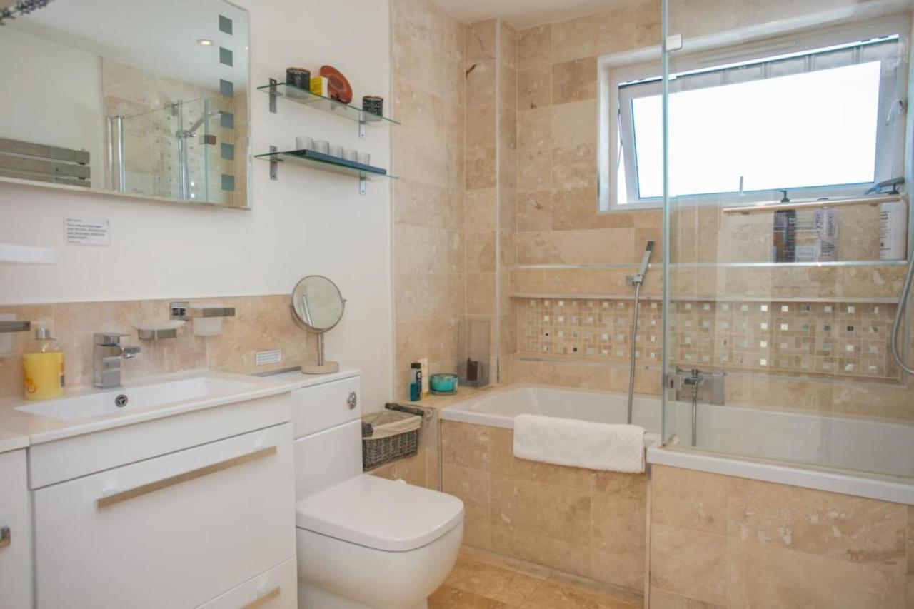 Stunning 3 Bedroom House With Garden In Battersea * Londen