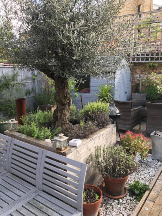 Stunning 3 Bedroom House With Garden In Battersea Appartement Londen